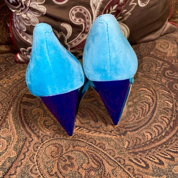 NEW! RACHEL ROY MULTI BLUE SUEDE WEDGE LACINA PUMP SZ 10 - Picture 10 of 12